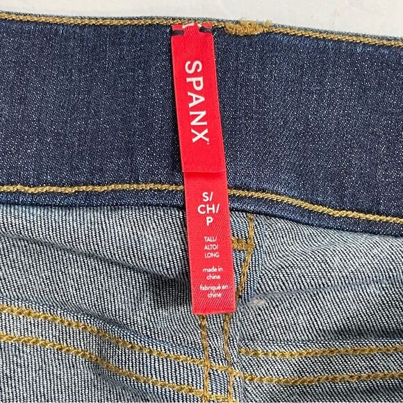 SPANXshape™ EveryWear Flare Jeans Midnight Shade 20327T Size SMALL TALL - Picture 6 of 10